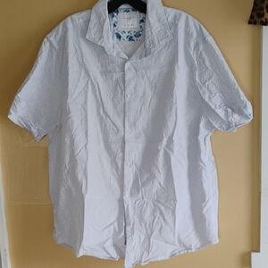 EUC MENS DENIM & FLOWER BUTTON DOWN SHIRT